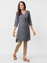 Load image into Gallery viewer, women-navy-printed-straight-kurta